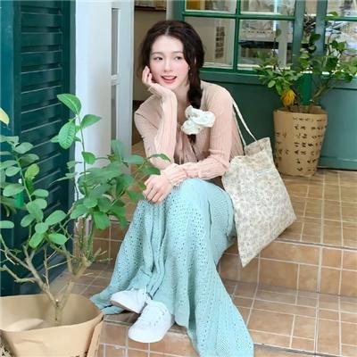 好女三头瞒
